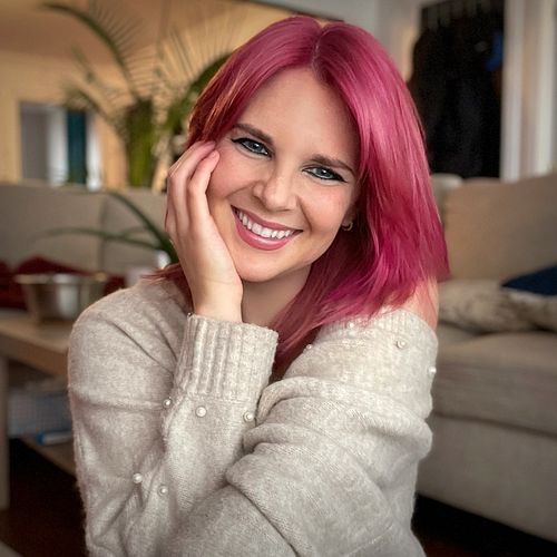 🌸🎀 jusqu’à la prochaine couleur.
.
.
.
.
.
#twitch #twitchqc #twitchpartner #contentcreator #pinkhair #blueeyes #streamer #ca...