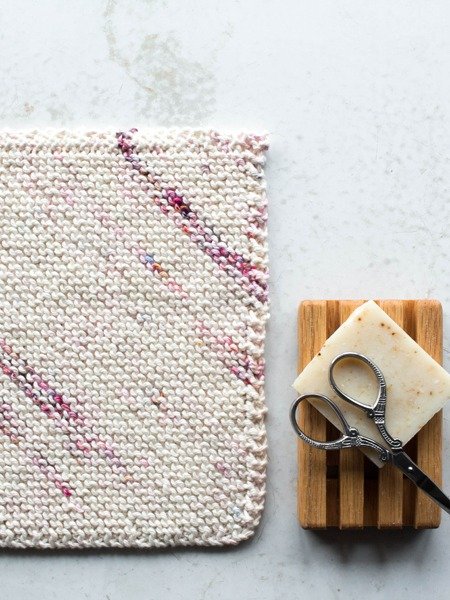 Diagonal Dishcloth Knitting Pattern PDF - Happy Thoughts product image (1)