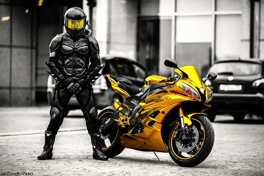 Personal video hello, B-day greeting from Batman Biker! product image (10)