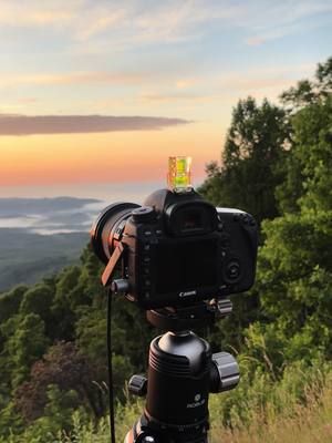 Sunrise this morning on the edge of the Blue Ridge.#sunrise #blueridgeparkway #blueridgemountains 