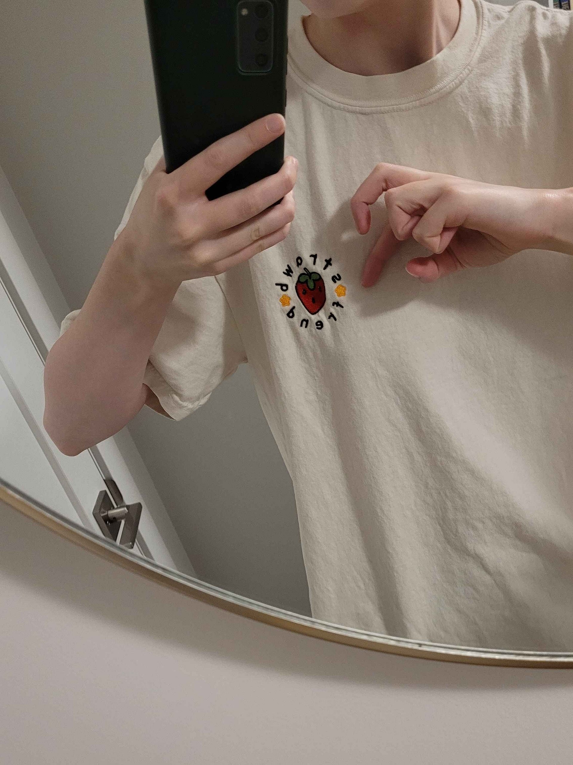 the berry tee (bestseller!) product image (5)