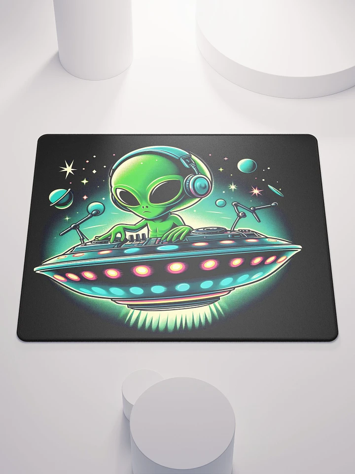 Alien DJ Mouse Pad product image (1)