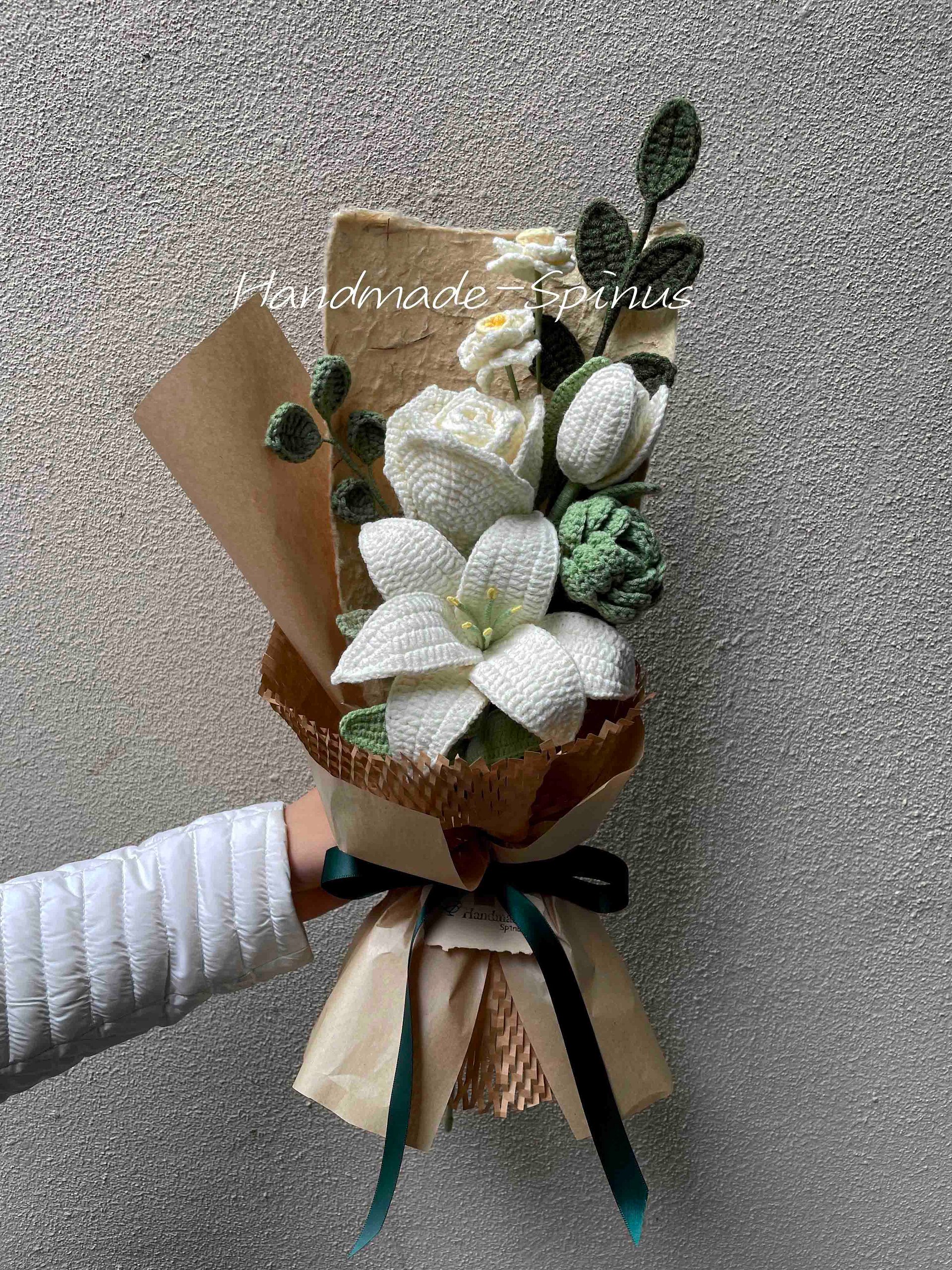 White+Green Rose Crochet Knit Bouquet product image (3)