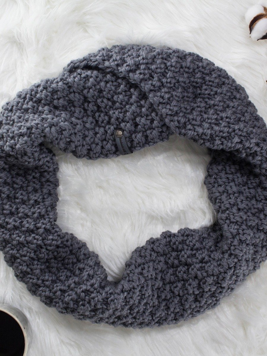 Infinity Scarf Cowl Knitting Pattern - Rainy Day product image (2)