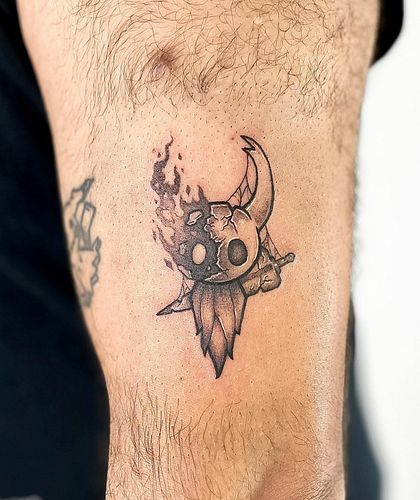 Hollow Knight tattoo done on Halloween 🎃✨

.
.
.
#art #artist #artwork #illustration #illustrative #tattoo #tattoos #tattooar...