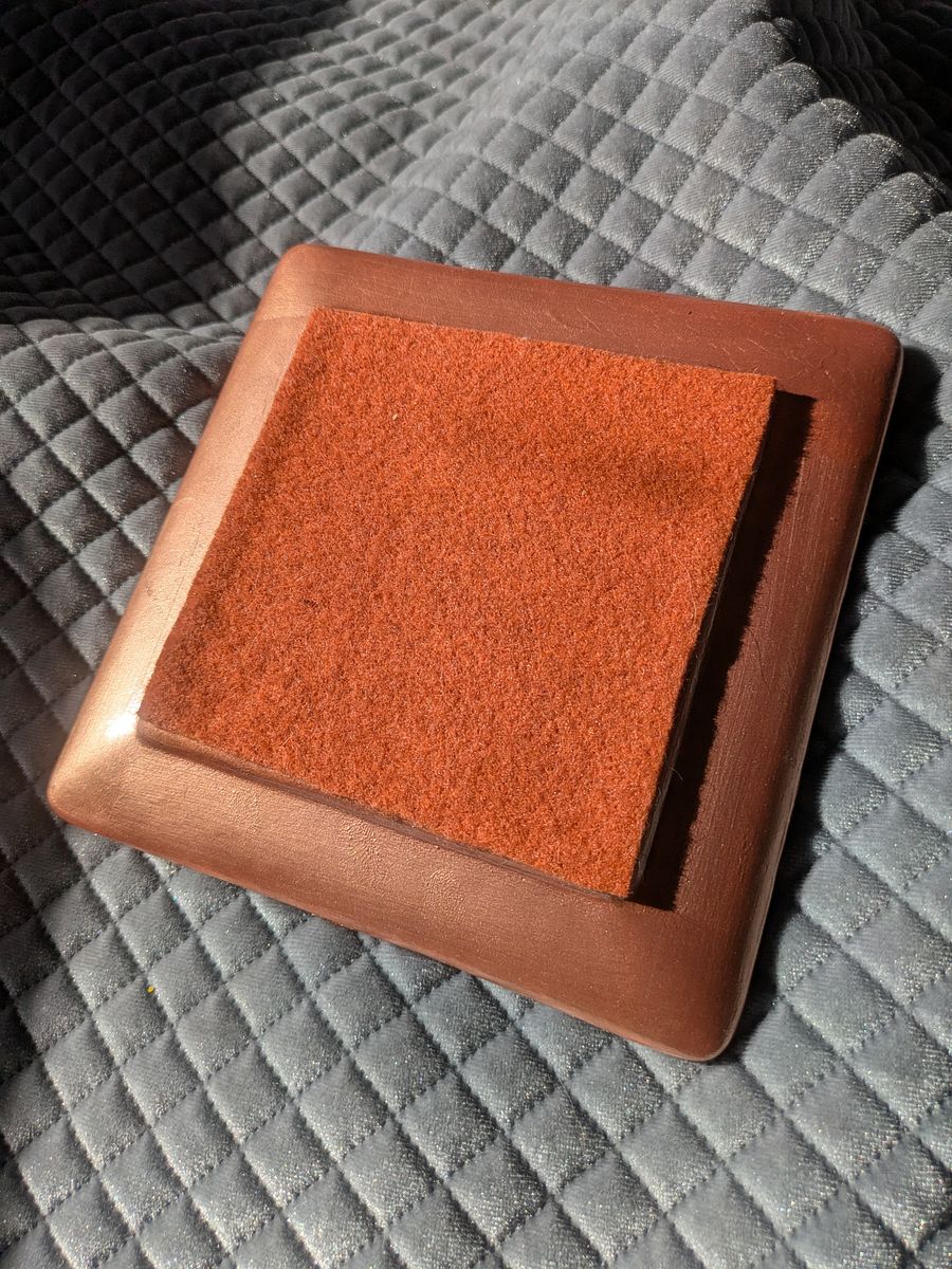 Oh Hunni Gold Leafed Ceramic Trinket Dish product image (5)