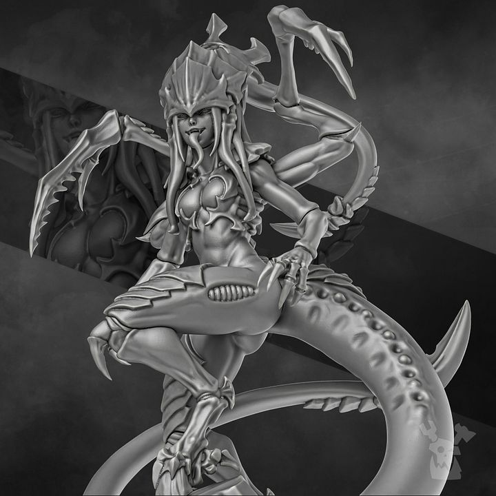 Hive Queen product image (1)