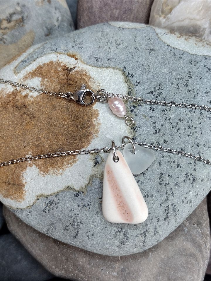 SEA GLASS NECKLACE product image (1)