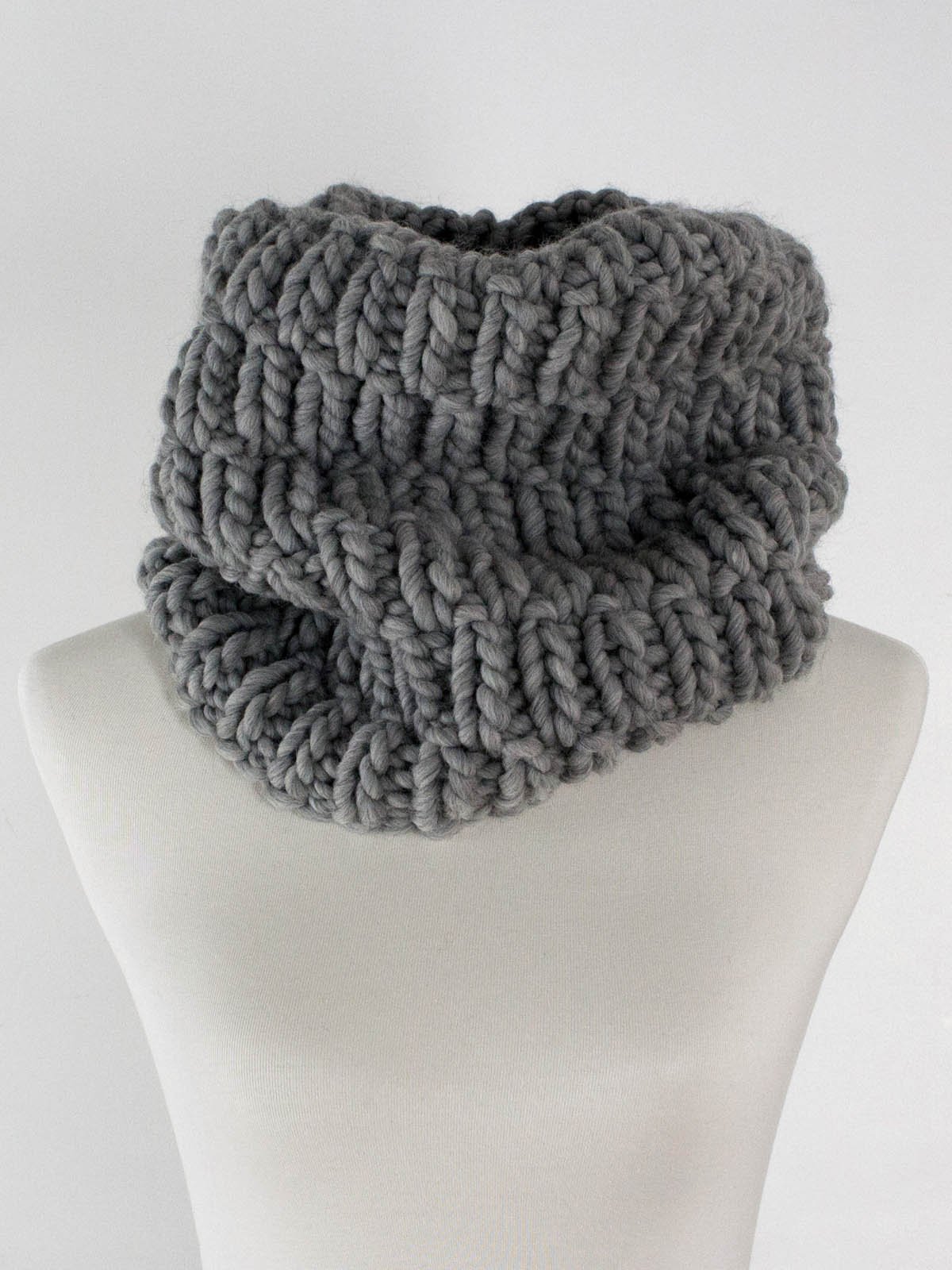 Simple Cowl Knitting Pattern - Hygge Hibernation product image (2)
