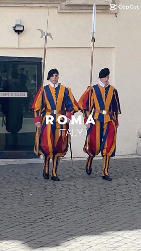 Summer in Rome 🇮🇹🍷
Sun, history, and pasta dreams come true.
Grateful for every bite, every view, every moment.✨

#RomanHolid...