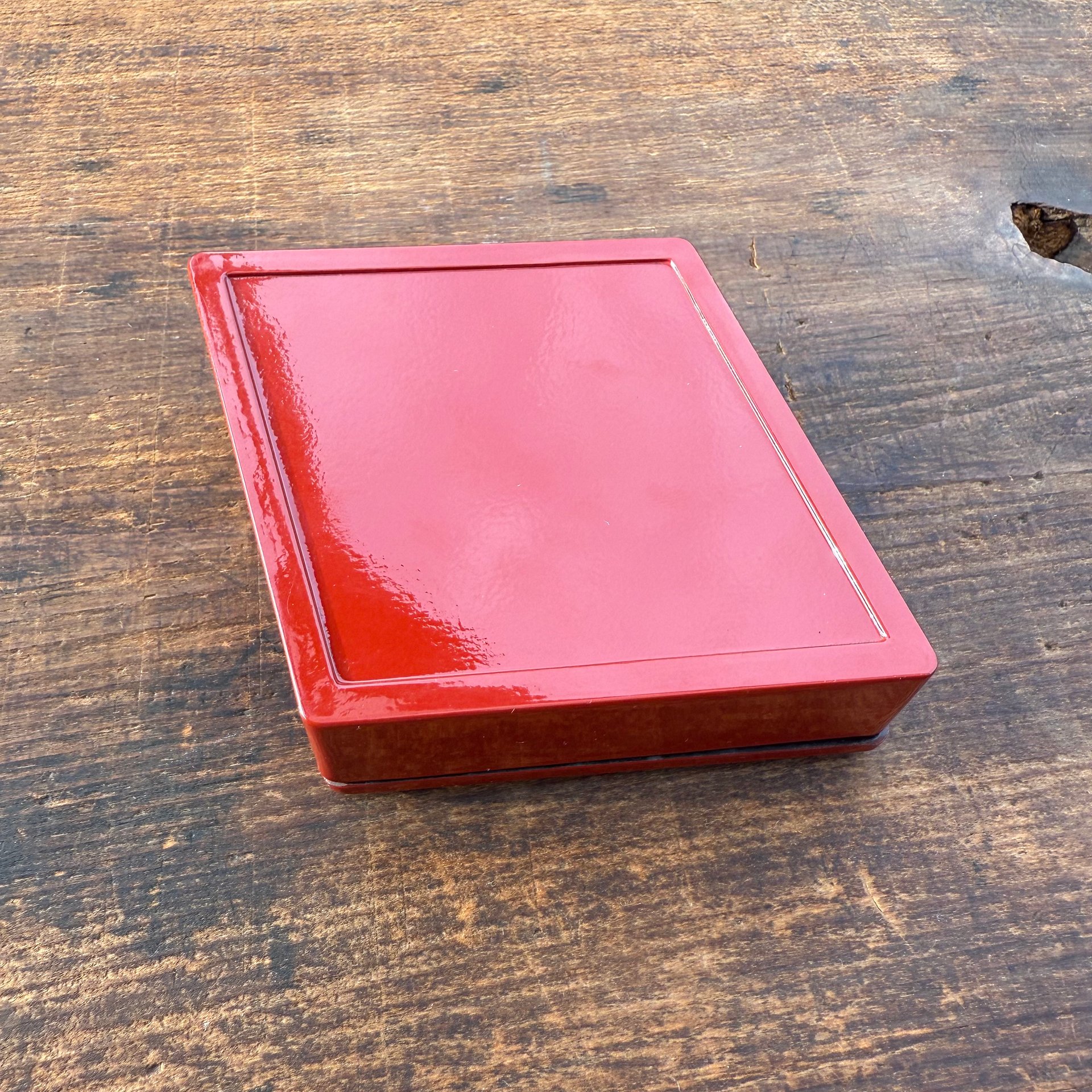 🎎 Lacquered Japanese Box with Dancing Child Motif – Late Showa Era or Newer – Japan Antique Roadshow product image (3)