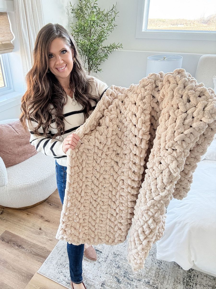 Colossal Cuddles Blanket Crochet Pattern product image (8)