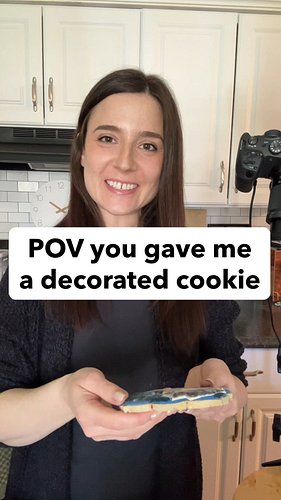 Looking back on some of my favorite rude comments on my cookie videos 😅 Jessica and I have a collection of comments for part 7!!