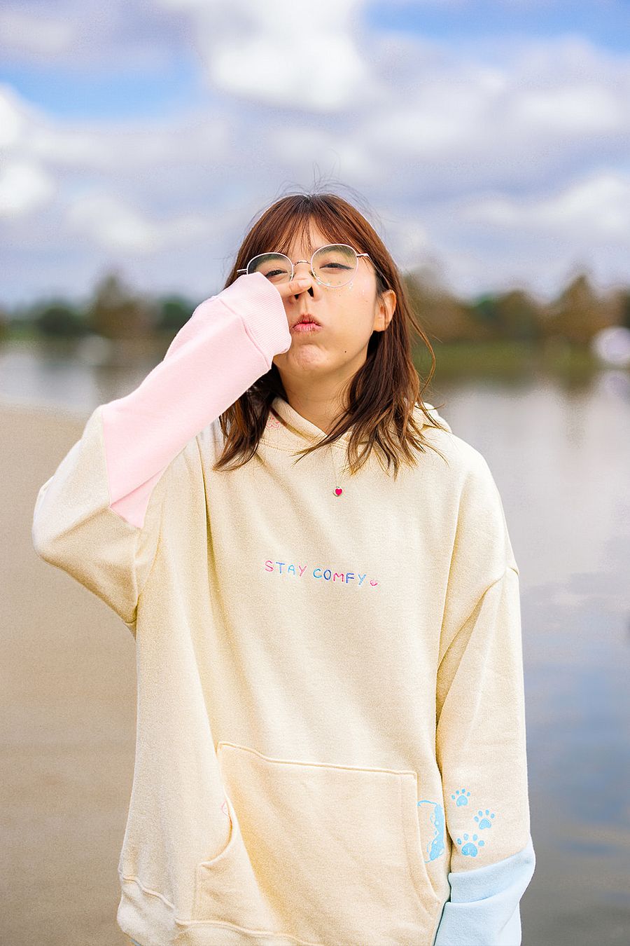 pastel doodle hoodie product image (15)