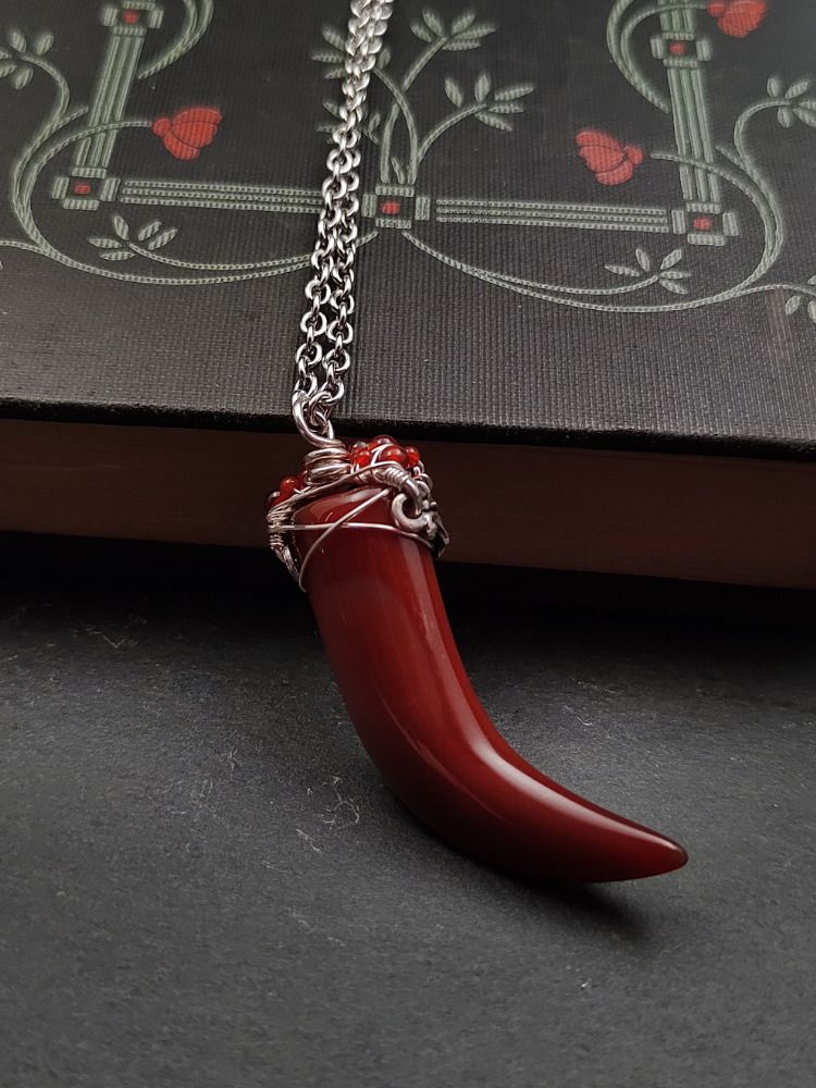 Wrapped Talisman - Filigree Fire Talon product image (3)