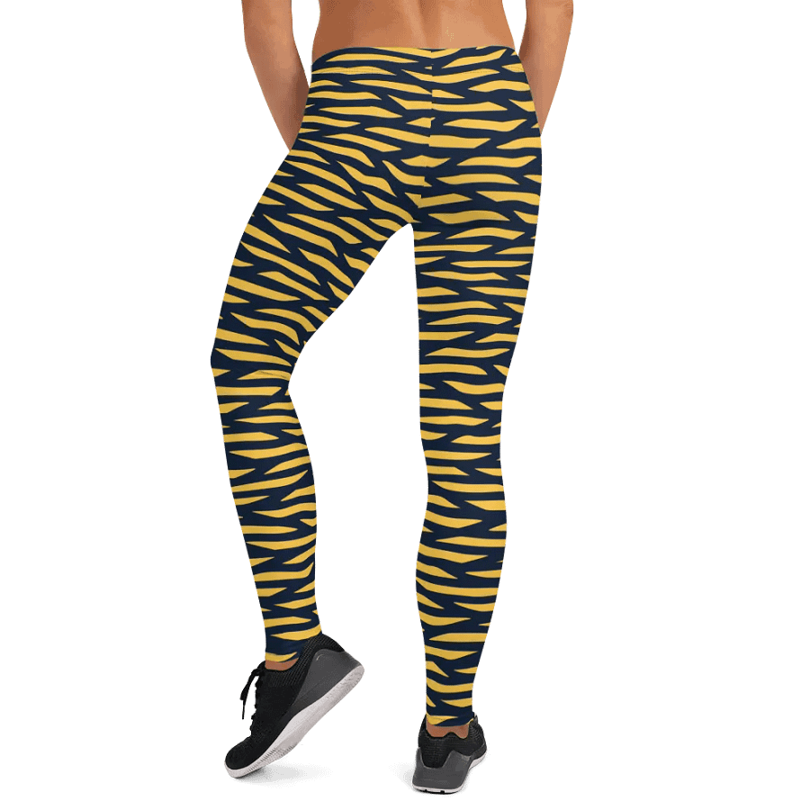 Dynamic Wave All-Over Leggings product image (12)