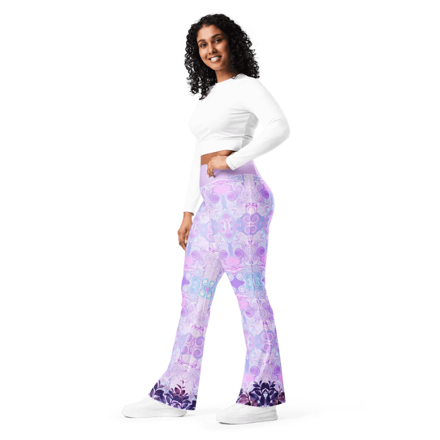 Pastel Whimsy Flare Leggings product image (9)