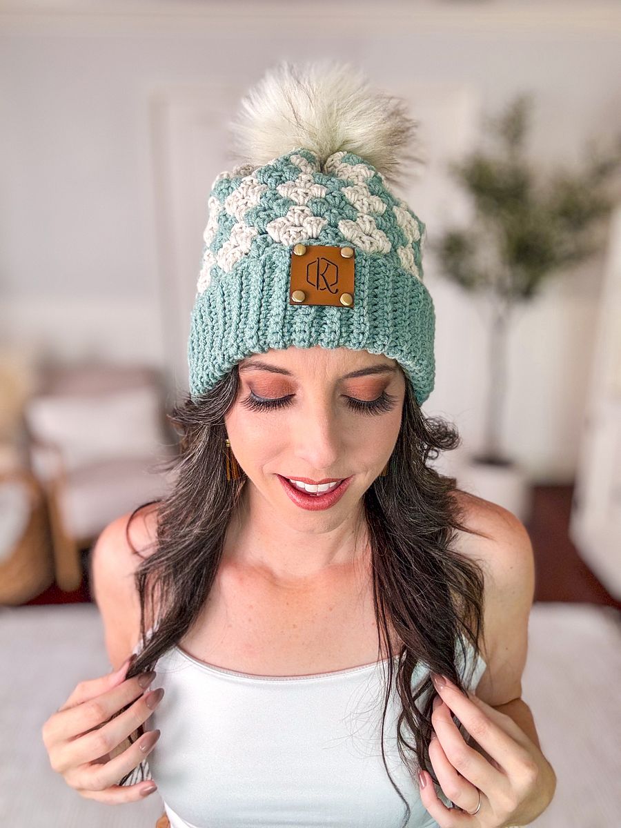 Diamond Granny Stitch Crochet Hat Pattern product image (8)