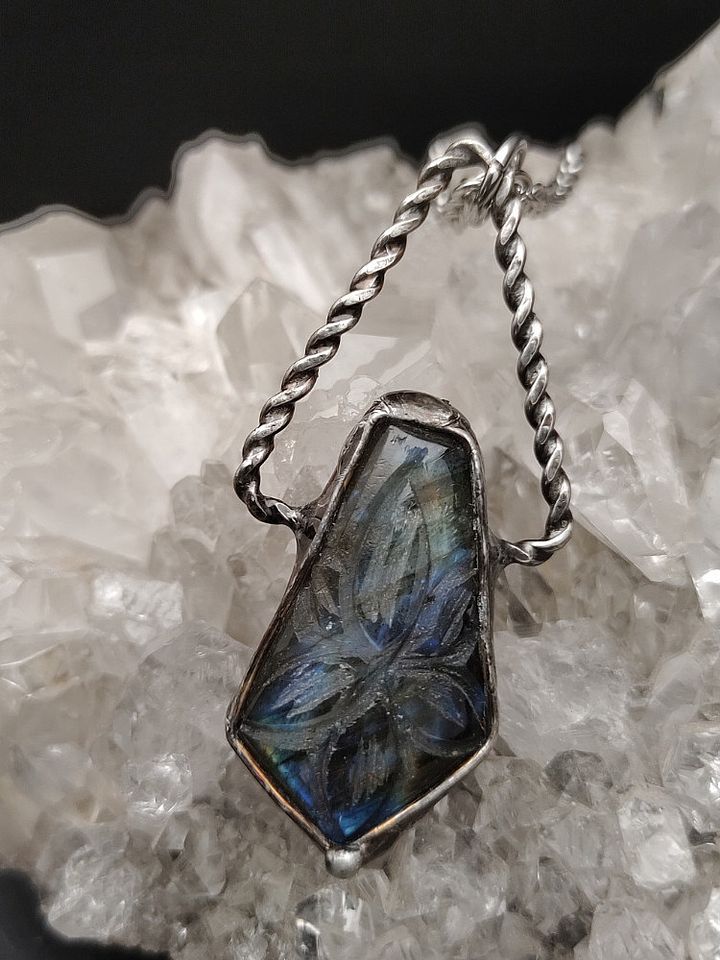 Sorcery Talisman - Floral Spector product image (2)
