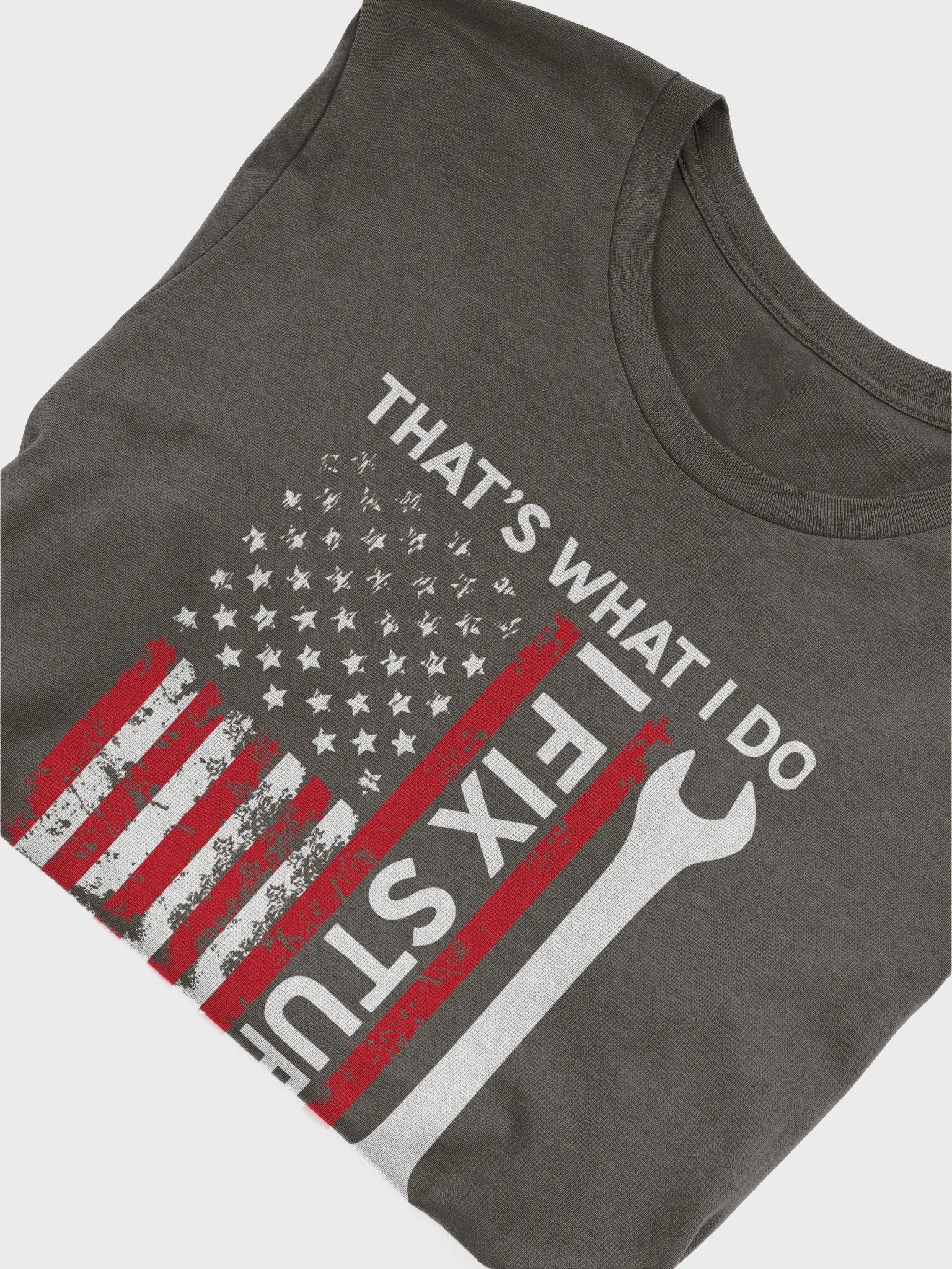 Men's Funny I Fix Stuff and Know Things T-Shirt, American Flag Distressed Tshirt, Gift for Dad, Husband, Grandpa, Mechanic, Engineer, Tee product image (5)