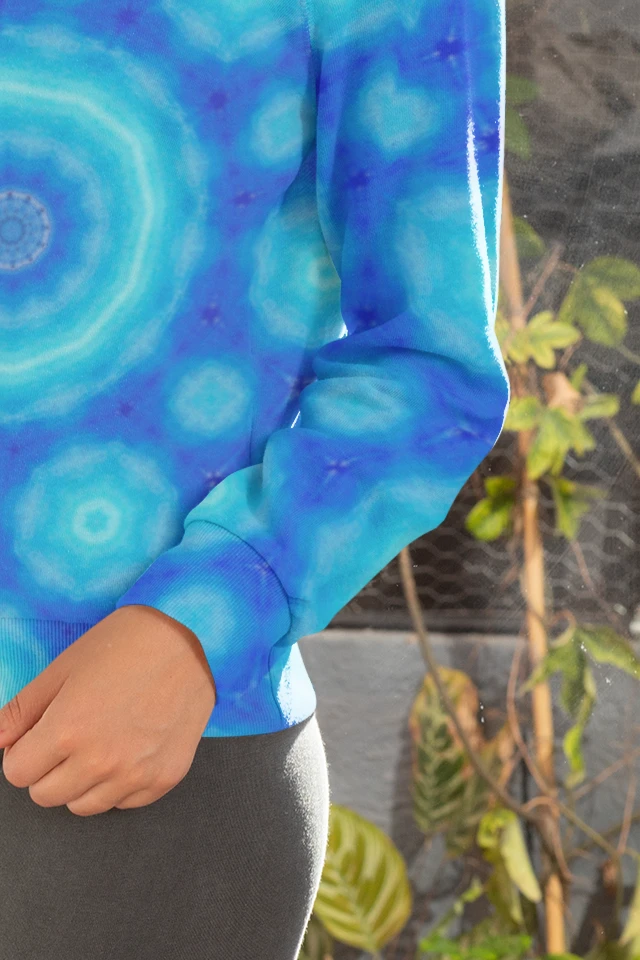 Abstract Circular Pattern in Blues Unisex Sweatshirt product image (11)