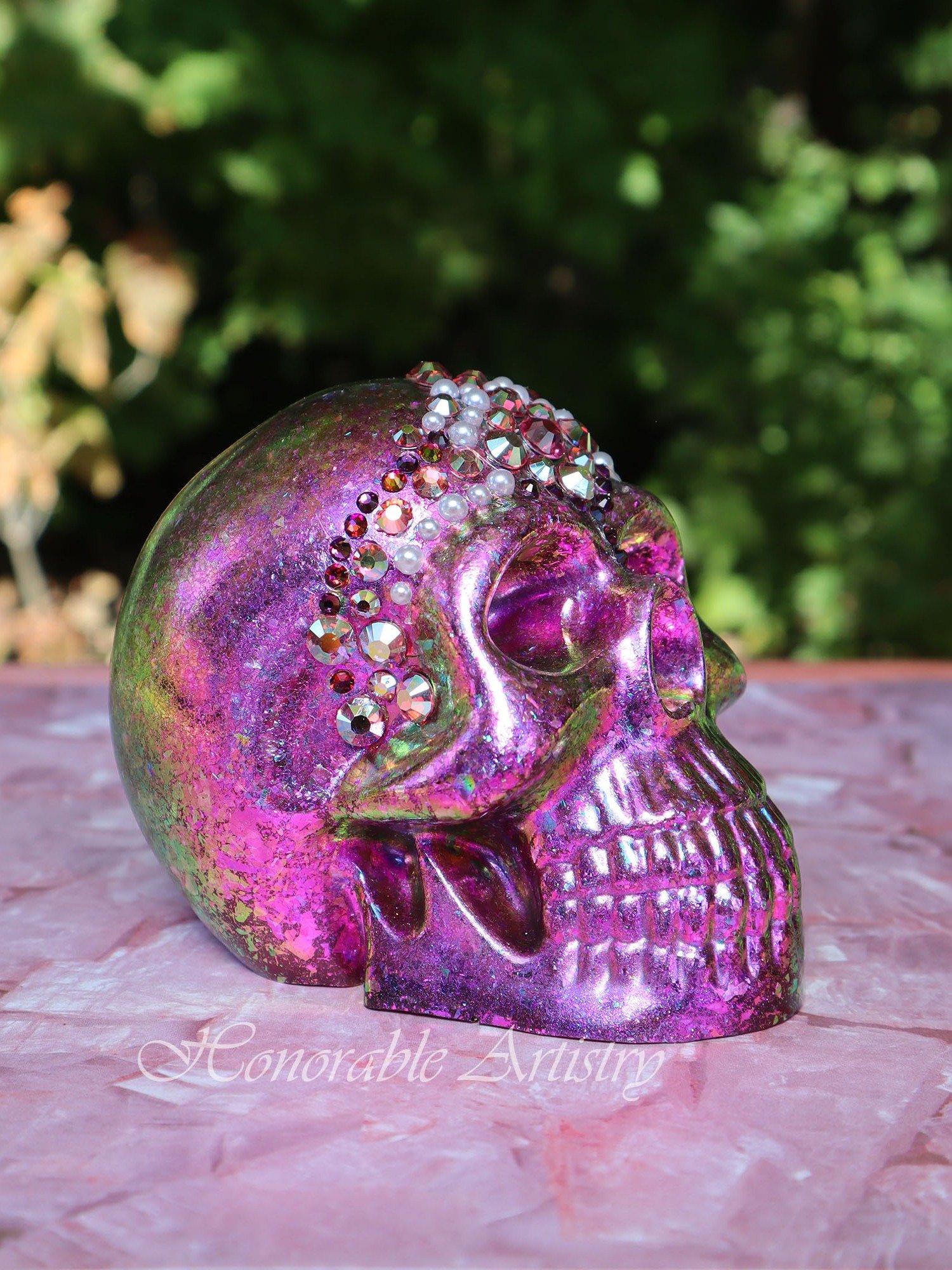 Colorshift Pink-Green Rhinestone Resin Skull product image (5)