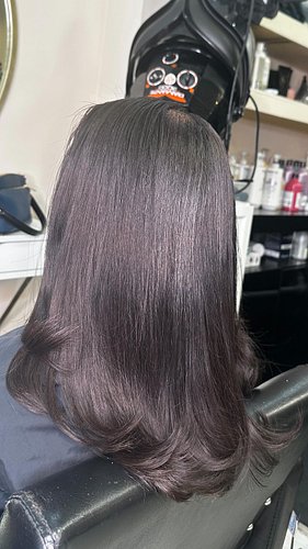 Simple yet effective🤩 Flat Strands give you full access to your scalp and you’re able to put your hair up! Tag someone who wo...