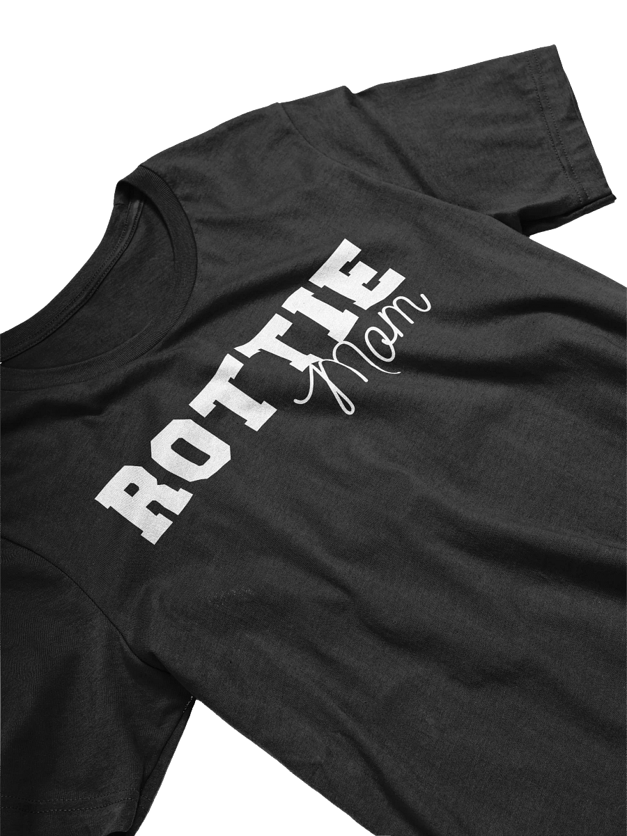 Rottie Mom T-Shirt product image (3)
