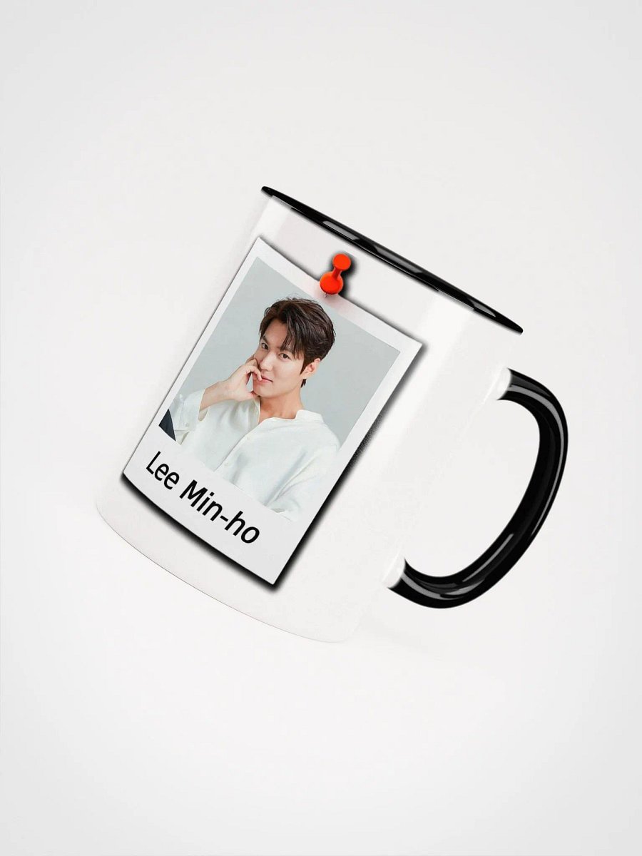 Taza Crush Lee Min-ho: La Mirada que Derrite hasta el Café product image (4)