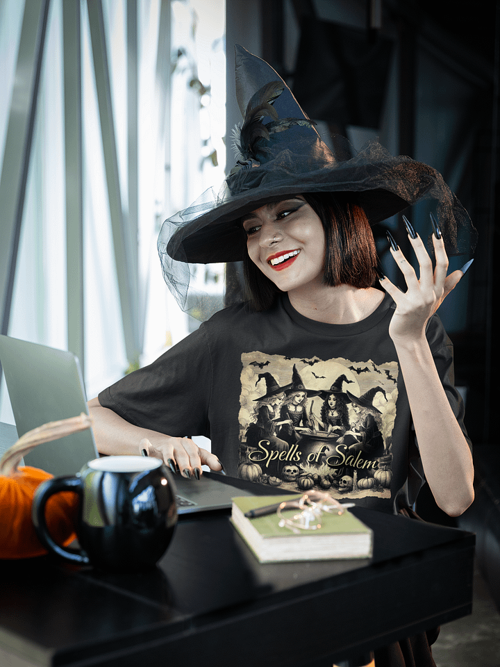 "SPELLS OF SALEM" / T-SHIRT product image (1)