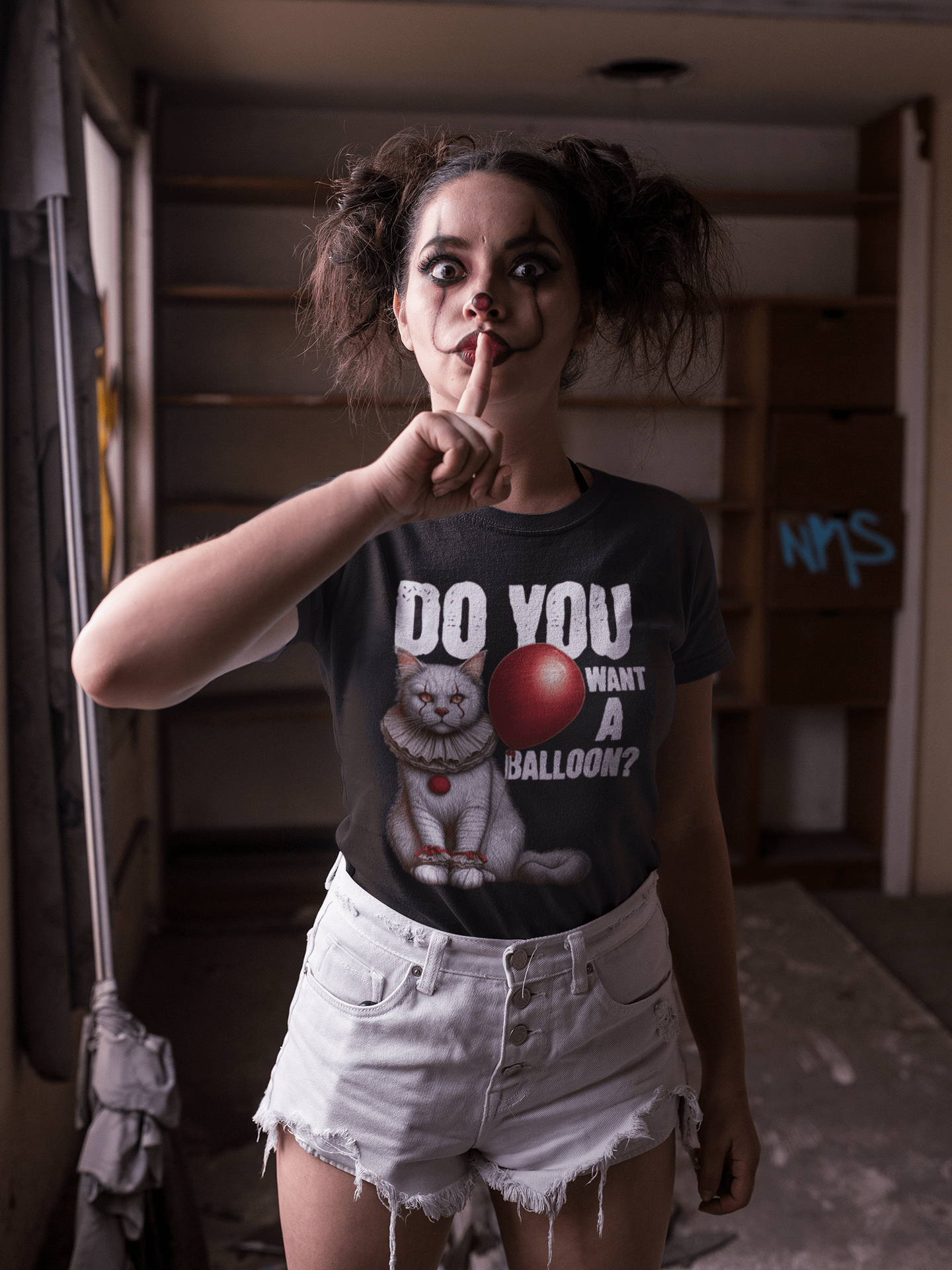 "DO YOU WANT A BALLOON?" / T-SHIRT product image (1)