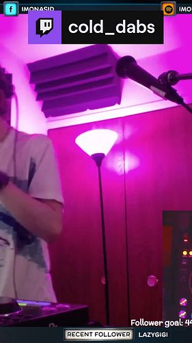 quick lamp dance 

(ID: Ray Volpe - Outerworld VIP)

#lamp #dance #dubstep #DJ #Twitch #streamer #funny