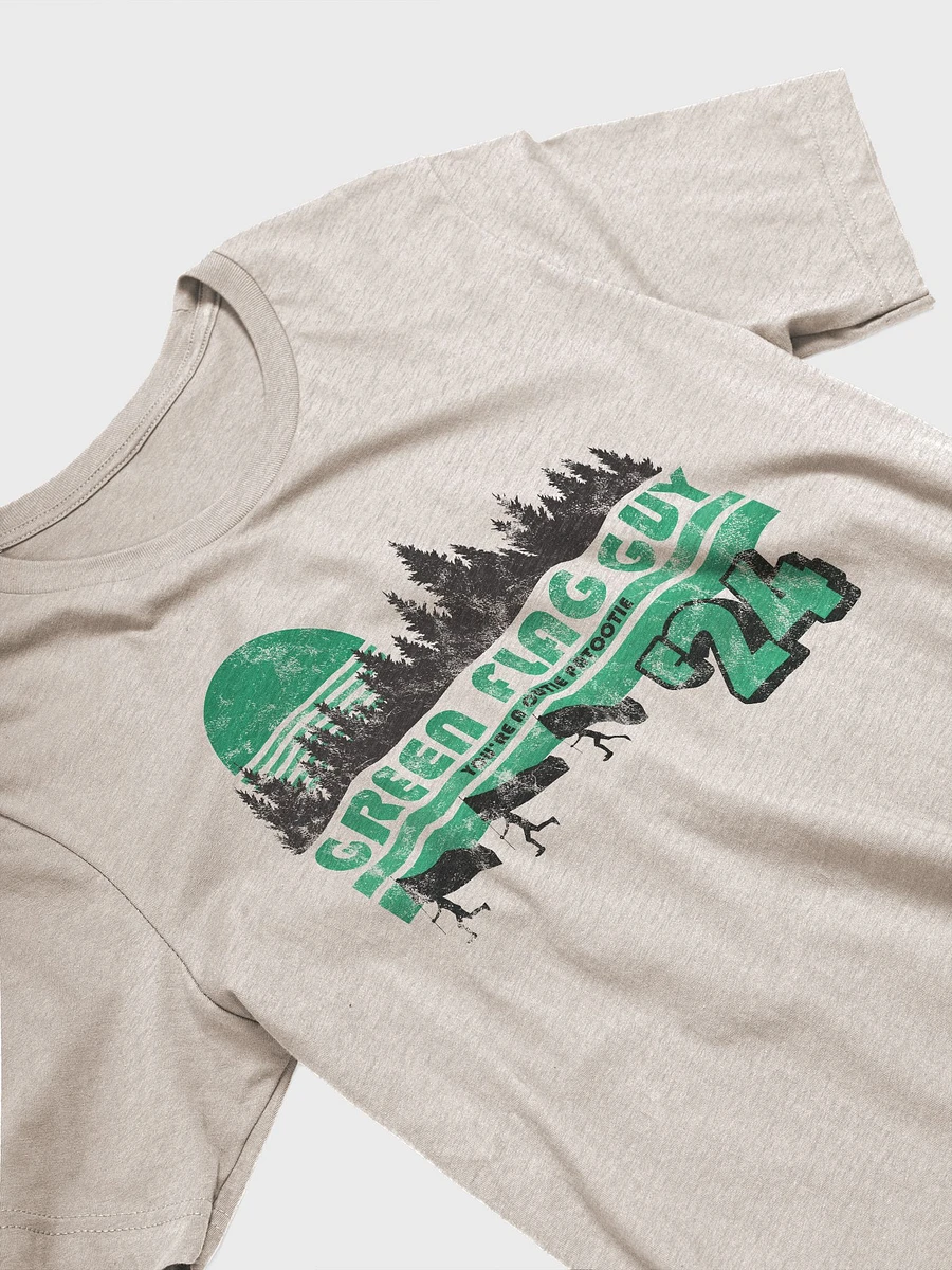 Green Flag Guy Retro Distressed Tee product image (4)