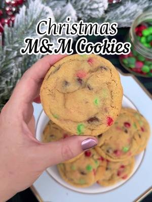 Christmas M&M Cookies are sure to be a crowd pleaser and they look so cute on a cookie plate! 🎄🍪 @M&M'S US #christmascookies #holidaybaking #holidayseason 