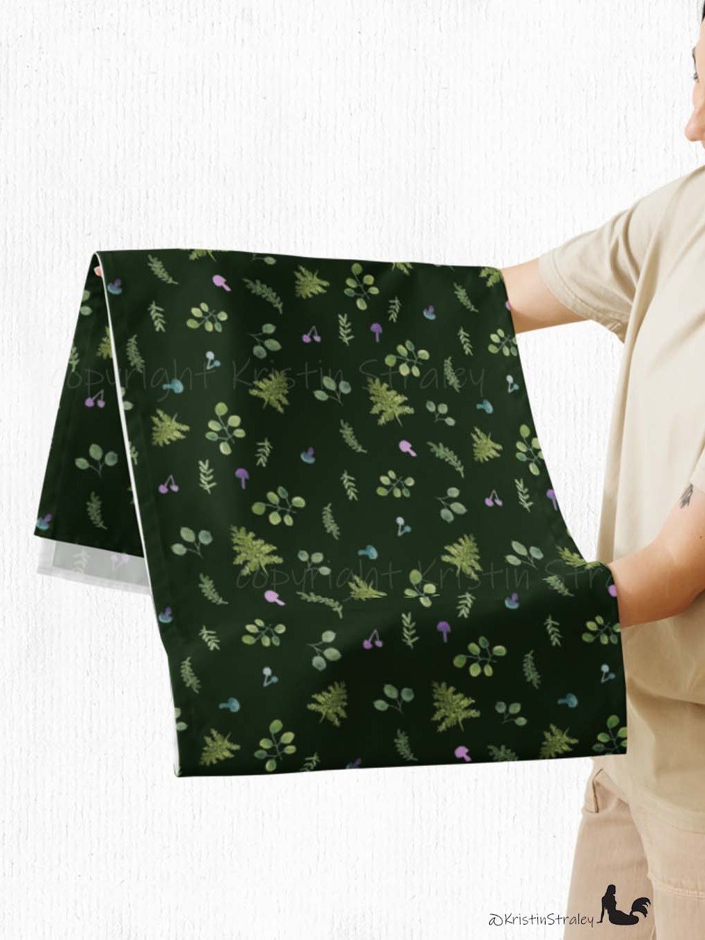 Woodland Ferns & Mushrooms on Dark Green Table Runner product image (7)