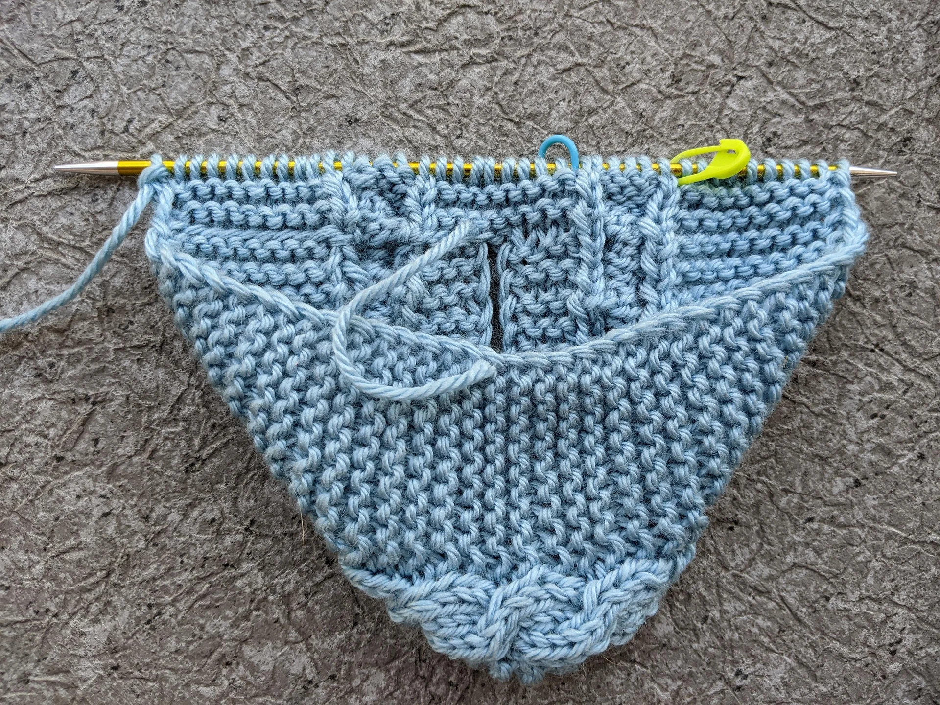 Flat Knit Cable Slippers Pattern product image (3)