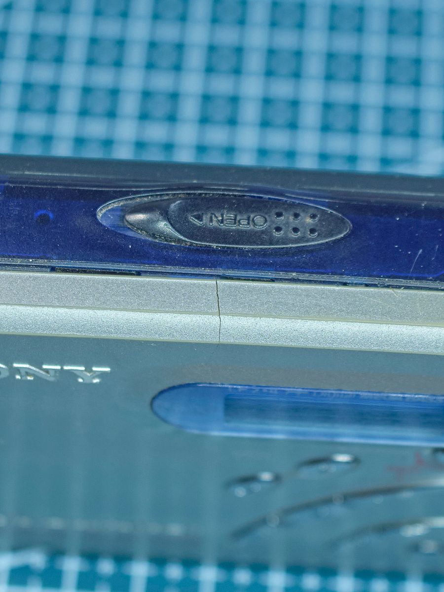 Sony MZ-R500 MiniDisc Player product image (7)