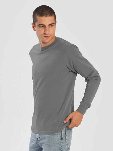 Photo showing Comfort Colors Unisex Garment-Dyed Heavyweight Long Sleeve Shirt