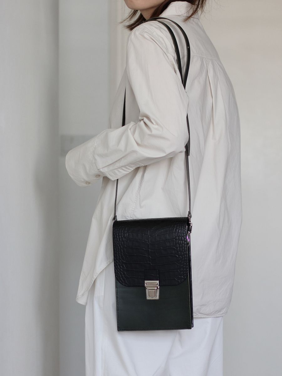 Croc Embossed Vegetable Tanned Leather Satchel product image (7)