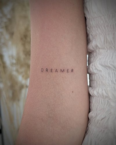dReaMEr

#minimaltattoo #finelinetattoo #delicatetattoo #smalltattoo #girltattoo #tattoo #ink #tattoodesign #tattooart #tatto...