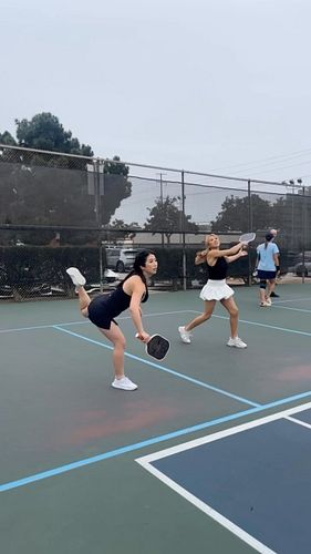 New Wii pickleball games lol
.
My friend made a new high end pickle ball paddle! So proud of you! @cindychendesigns @cynessia