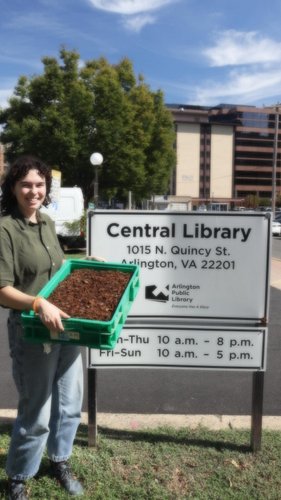Worms are the ultimate recyclers! 🪱 Come learn how to turn food scraps into nutrient-rich soil with Tex, our expert soil scie...