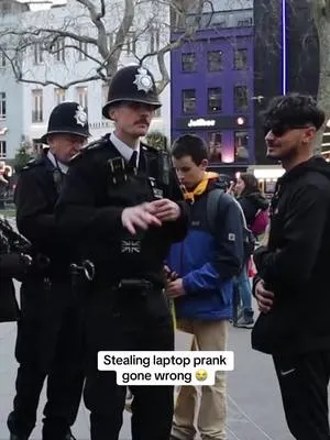 Stealing in public prank 😭 #fyp #foryou #viral #dropouts #prank 