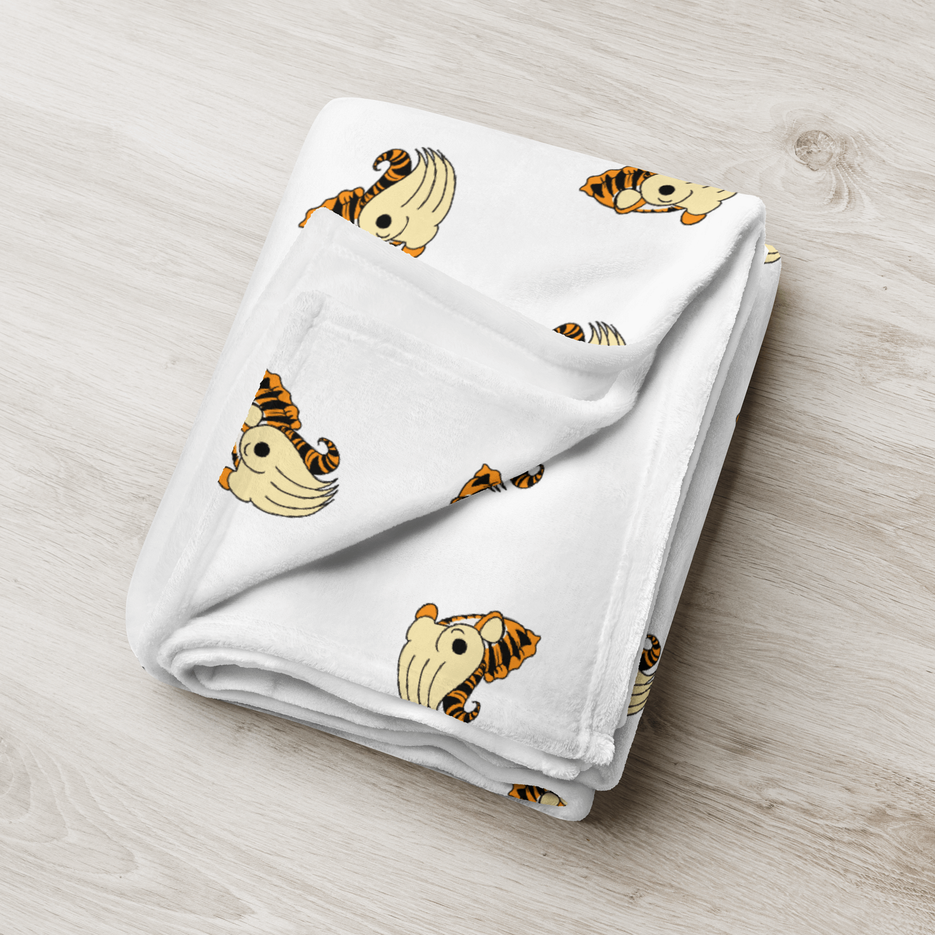 Bounce Cuttle Throw Blanket product image (8)