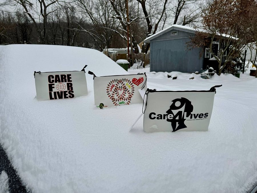 Care 4 Lives CrossBag product image (4)