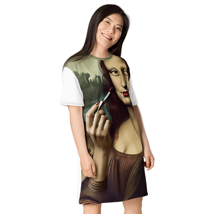 Mona Lisa Lipstick T-Shirt Dress product image (4)