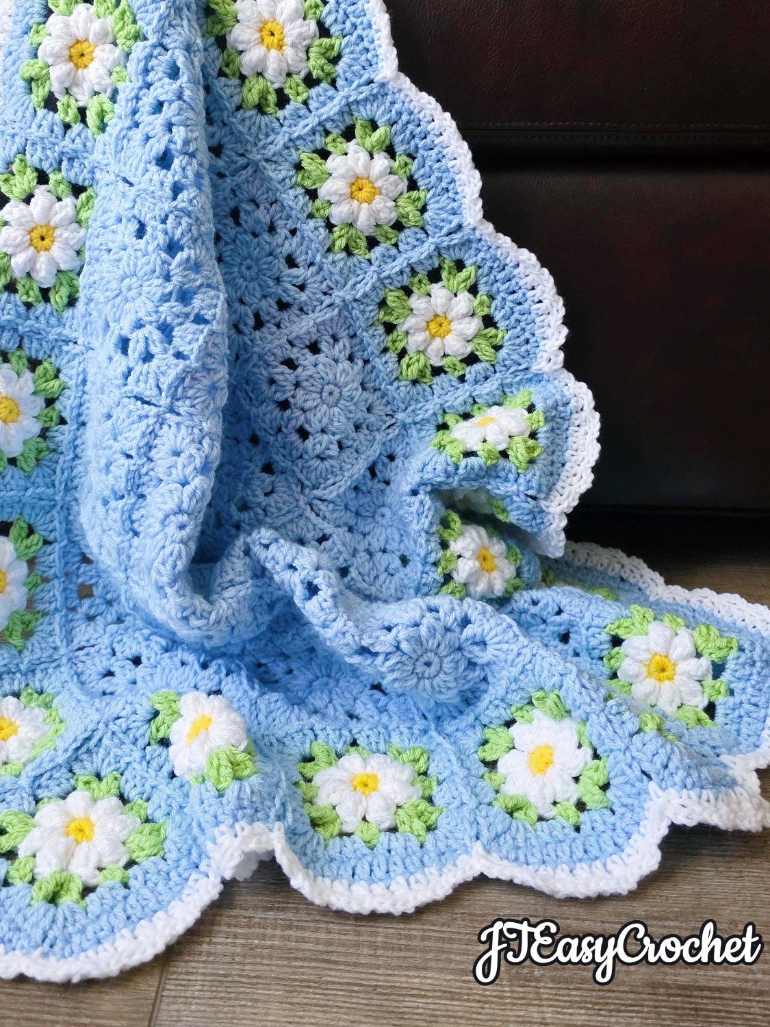 Easy Crochet Pattern & VIDEO, Blue Flower Granny Square Blanket With Daisy Border product image (10)