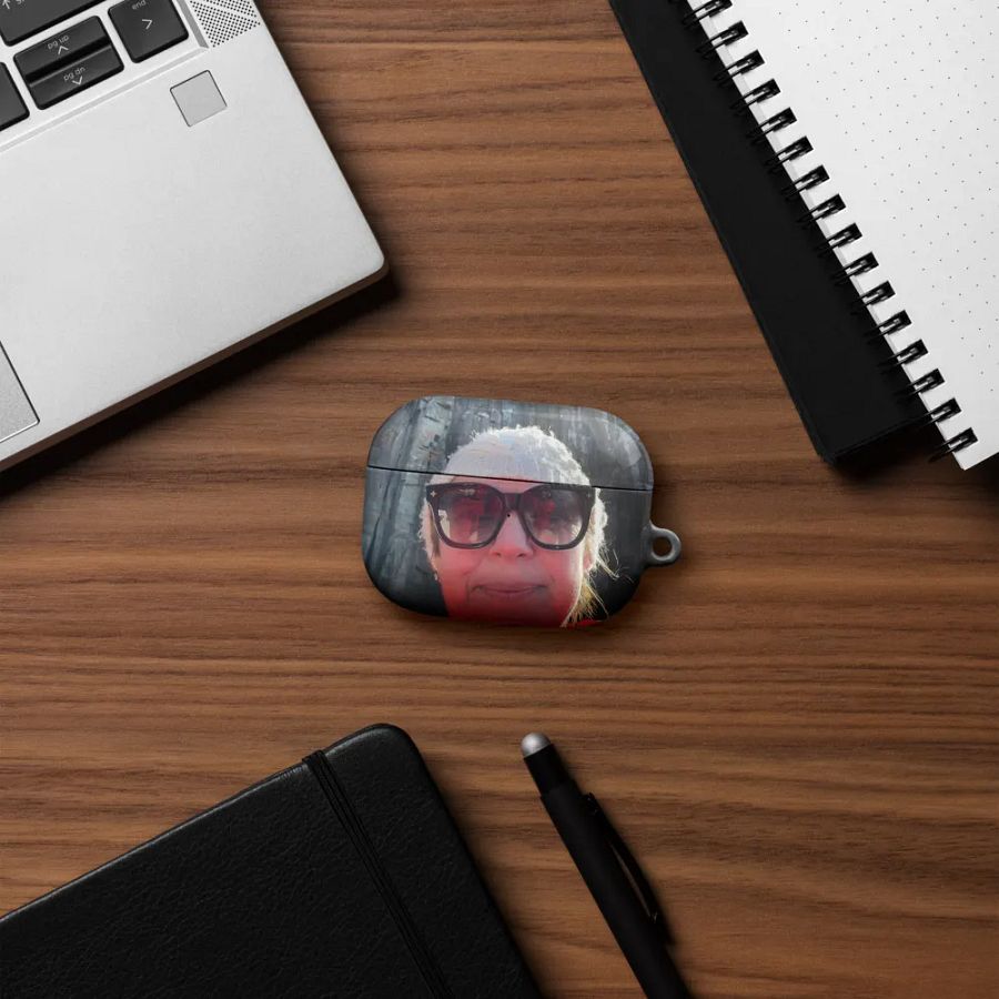 AirPods case product image (50)