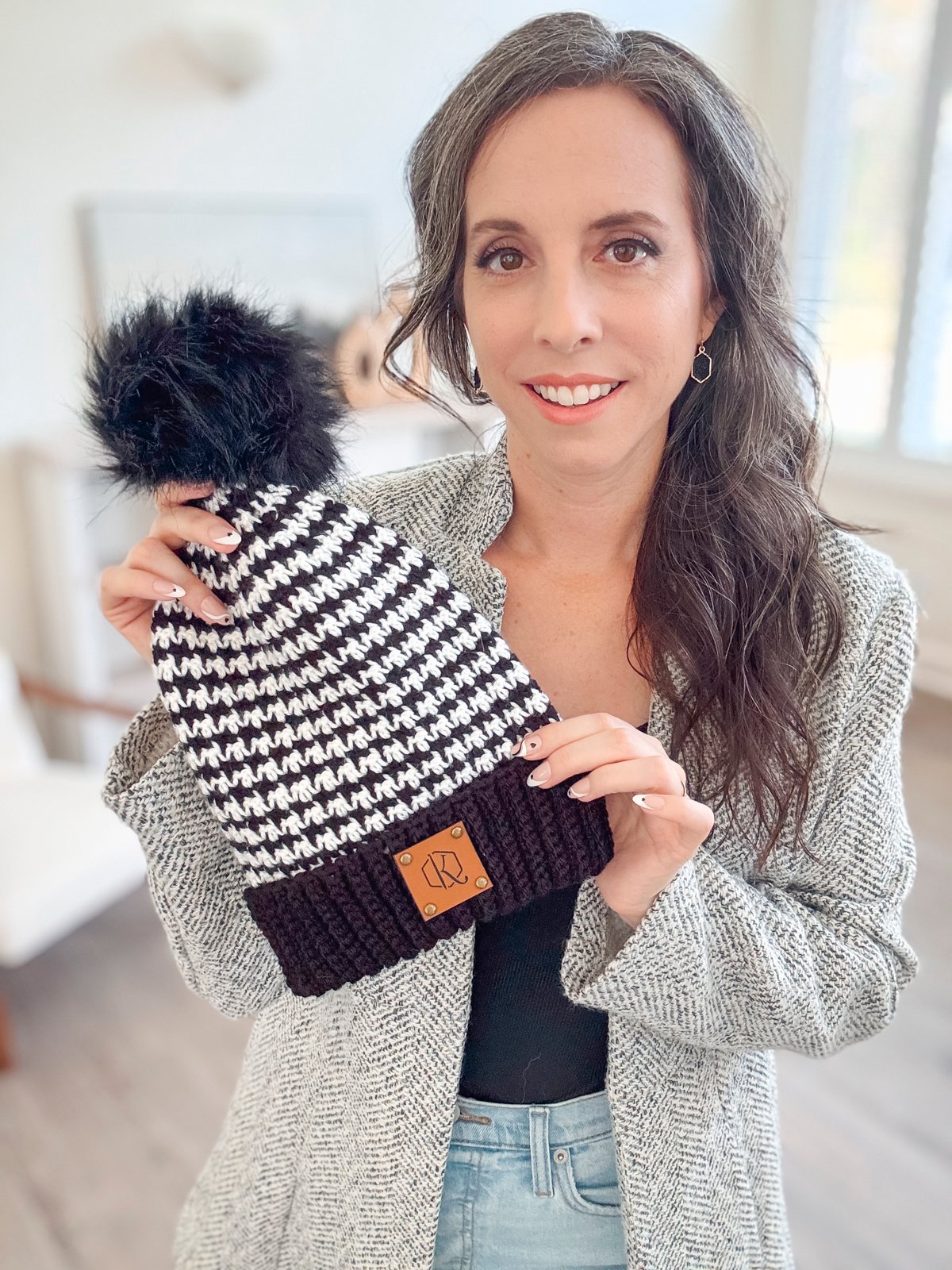 Houndstooth Crochet Beanie Pattern (6 Sizes) product image (1)