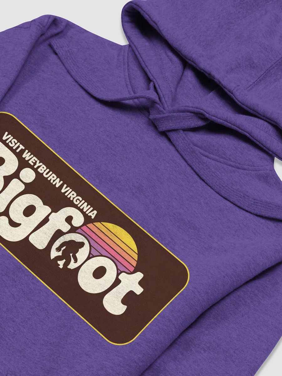 Classic 79' Weyburn Virginia Bigfoot Sunset Hoodie product image (15)